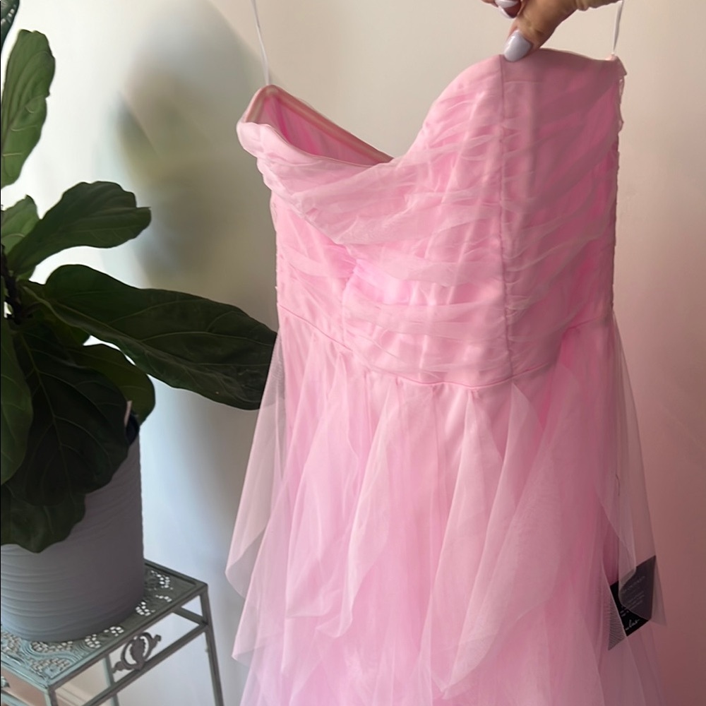 Elegant Pink Strapless Lulus Dress